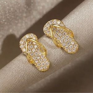 Flip Flop Sandals Stud Earrings Rhinestones in Gold Tone Hypoallergenic